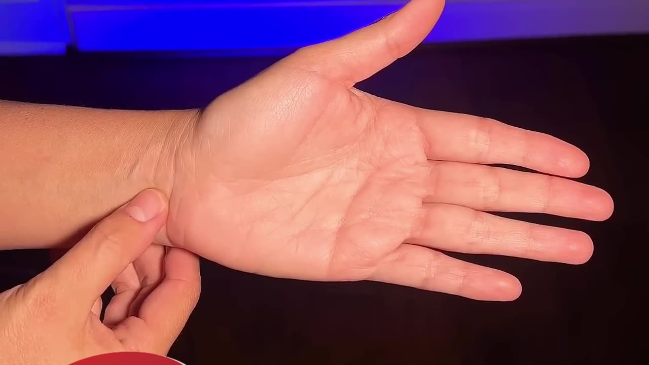 Sleep Better Tonight – Acupressure Tip (Heart 7)