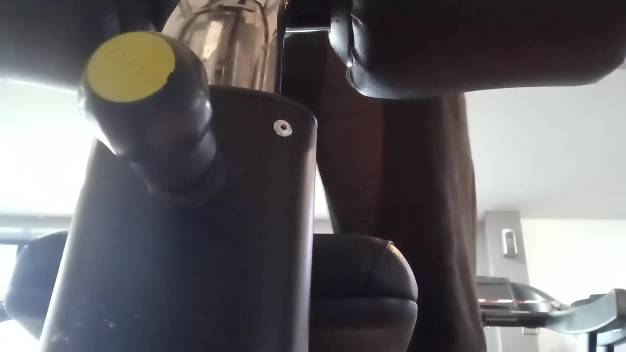 On My Way To Gym, Even Though I don't Feel Like Going (Personal Vlog)