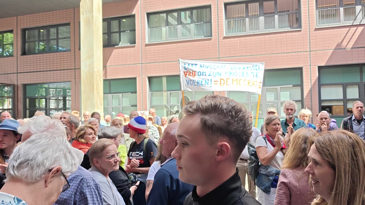 Free Arno van Kessel 10/12