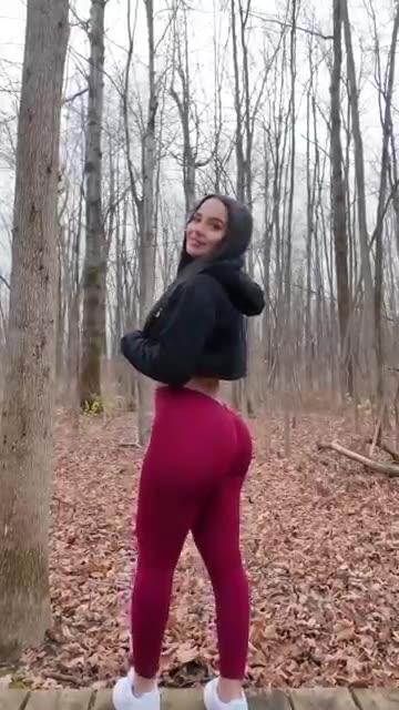 Red leggings try on haul