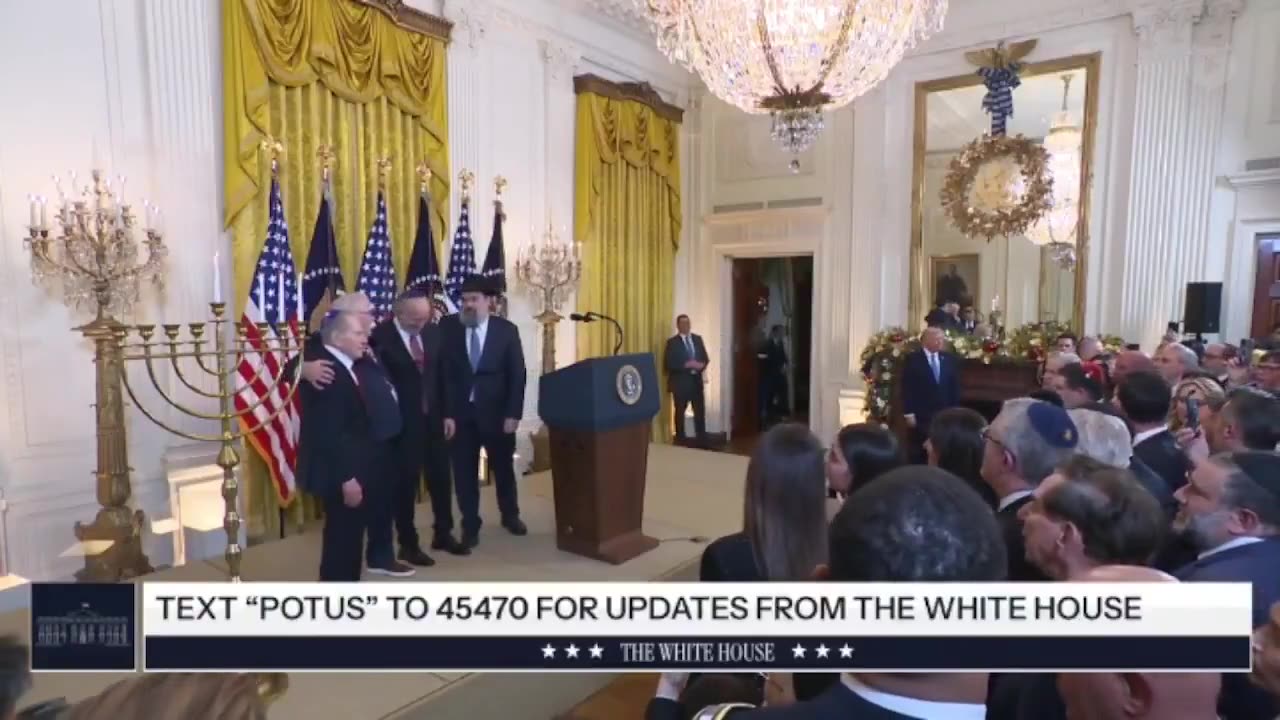 Can someone please explain WTF just went down in the White House…..?