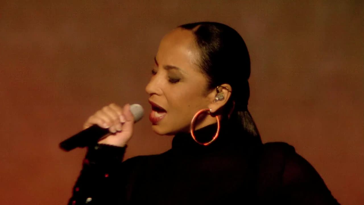 Soldier of Love - Sade (live)