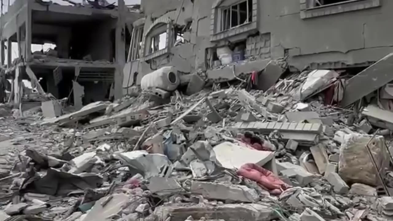 “The aftermath of the destruction caused by Israeli forces in the Al-Zaytoun”