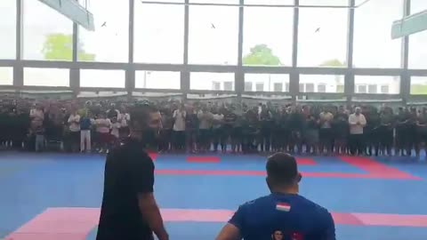 Gym Explodes in Applause for Khamzat Chimaev