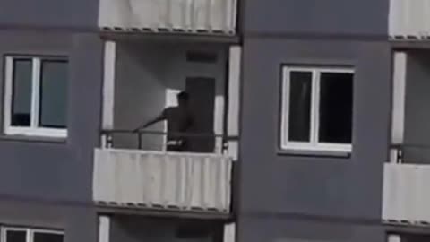 Backdoor man escapes when hubby comes home