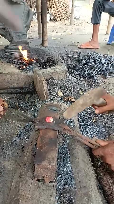 _blacksmith_shortvideo_for you