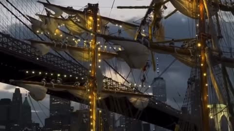 Mexican Ship Hits NYC Bridge (Different angle)