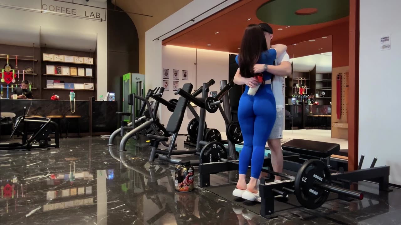 Day - 1 | Meeting my Girlfriend in the Gym | Exercise | Gym Training