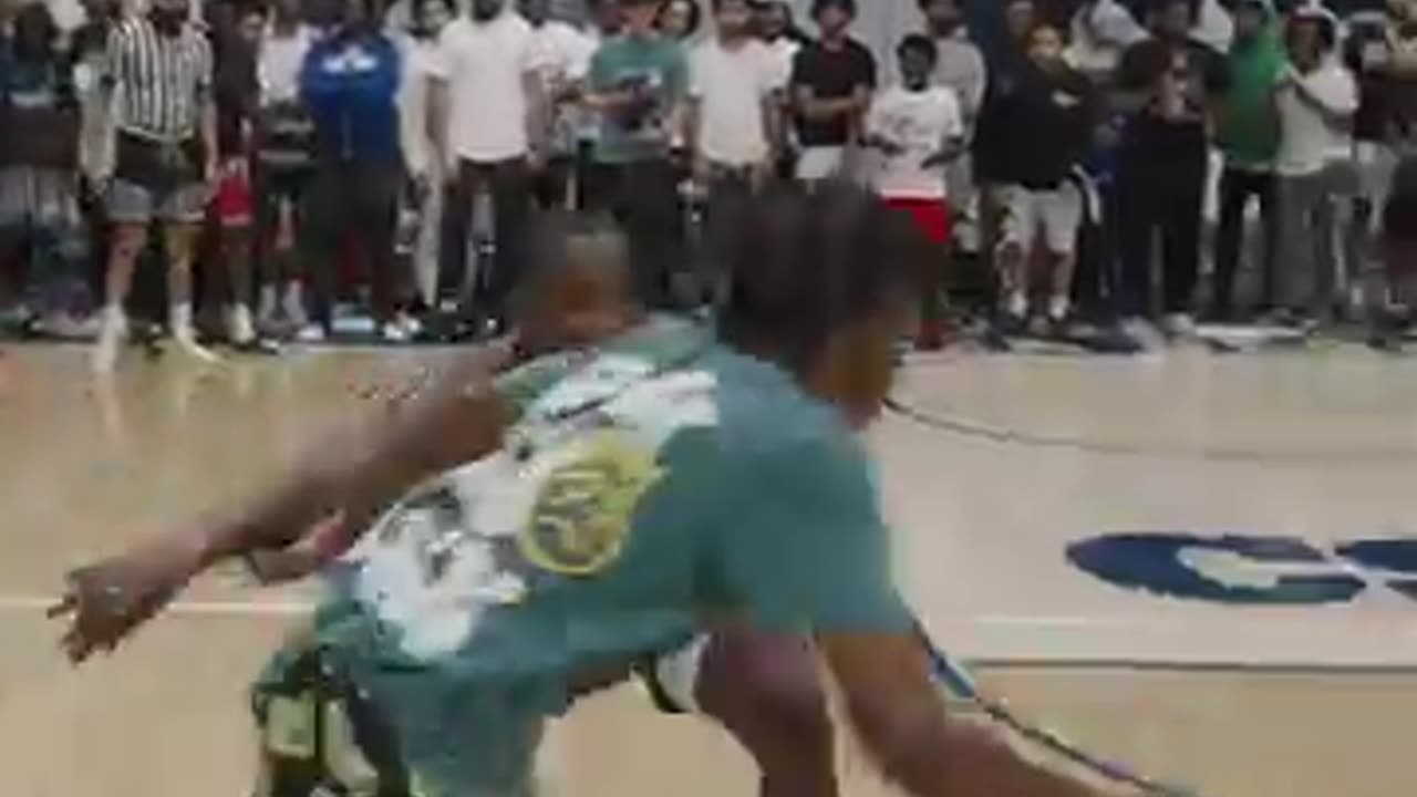 Viral: This Might Be The Greatest Crossover In Basketball History...