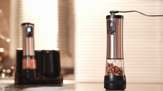 Electric Rechargeable Automatic Salt and Pepper Grinder Set, 2-Speed Setting