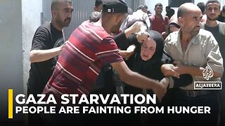 Under Israeli siege, Gaza civilians collapse from hunger and lack of aid