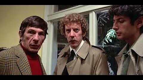 Invasion of the Body Snatchers 15 1978 ‧ Horror/Sci-fi ‧ 1h 55m