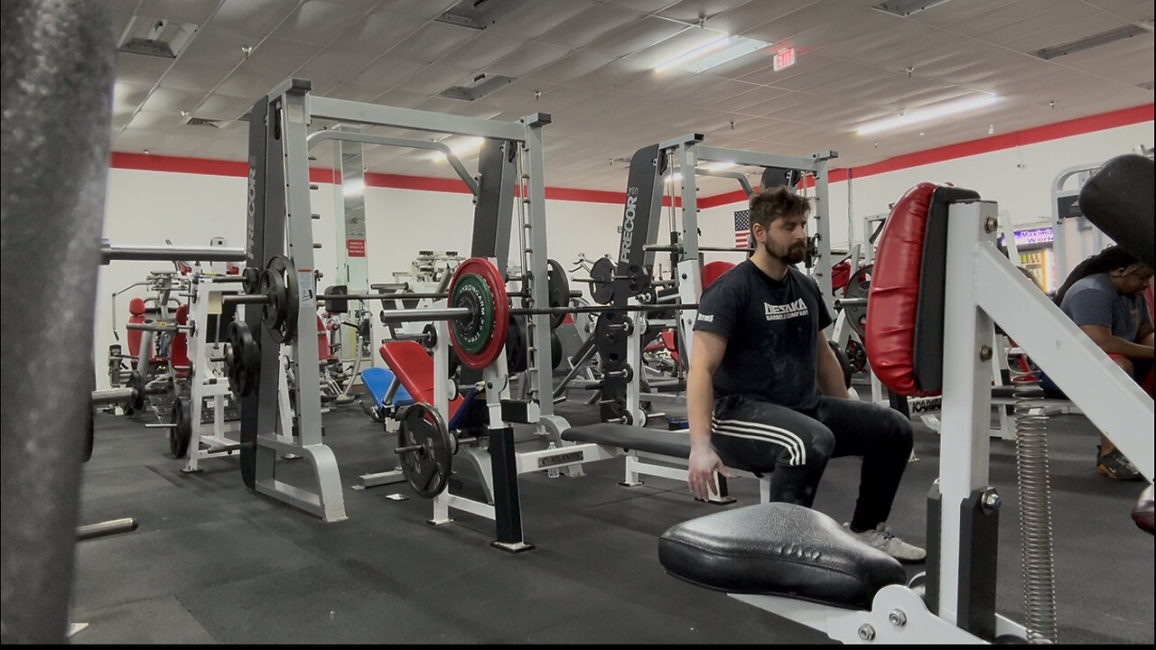 Bench Presses 95KG/209LBs for 5 Reps