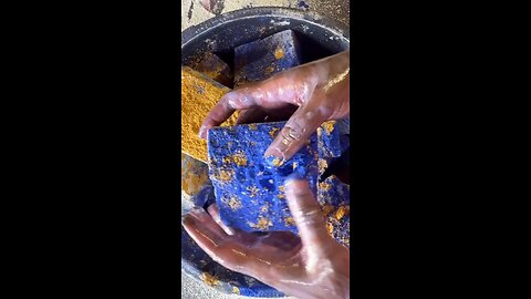 holi chalk