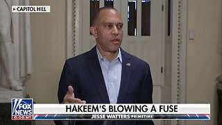 Hakeem Jeffries Blows A Fuse Over Karoline Leavitt