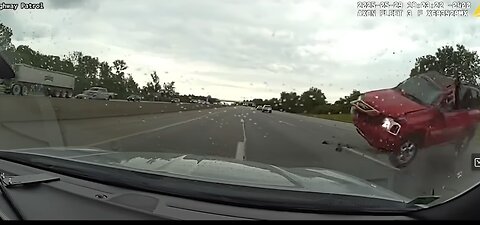 Police chase in Ohio ends with rollover crash, arrest
