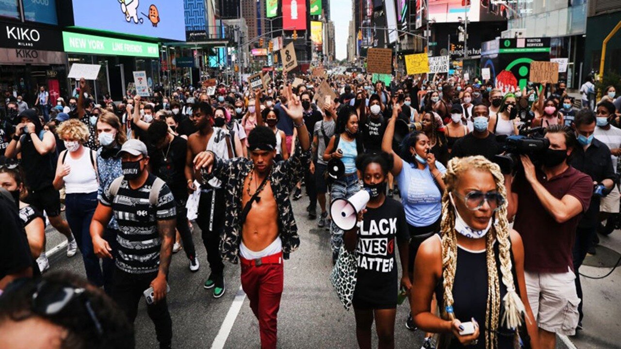 BLACK LIVES MATTER