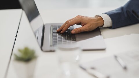 Survey reveals workers turn to AI to escape mundane tasks