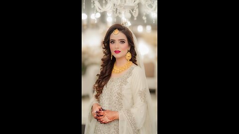 Royal Entry, Red Lips 💋👑