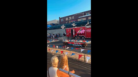 the sweetest race 🐷 #newyork #nature #usa #travel #animals #summer #games #journey #kids #running