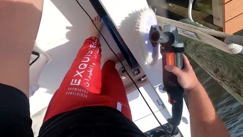 Detailing a Boat in Sandestin FL