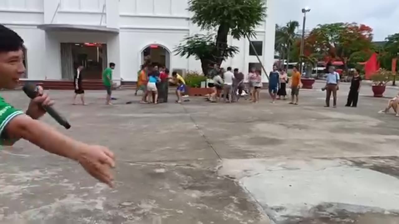 Wacky Game Tricks and Funny Fails Compilation