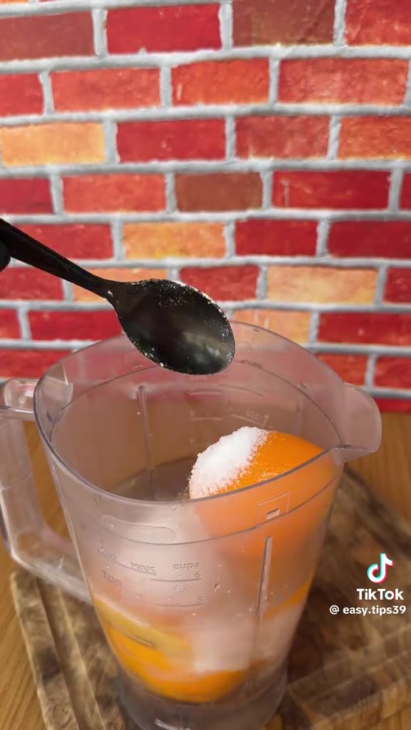 TOILET CLEANING HACK