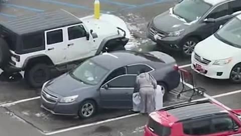 “I Don’t Got No Warrants!” Shoplifter Caught in the Act