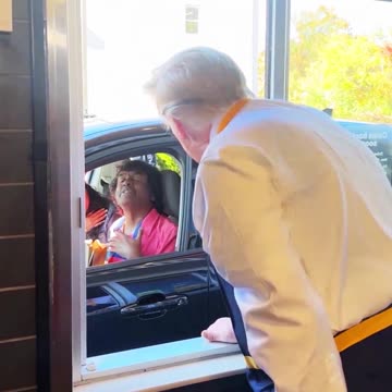 ONLY A YEAR AGO I WAS WORKING AT McDONALD'S!!!🍟