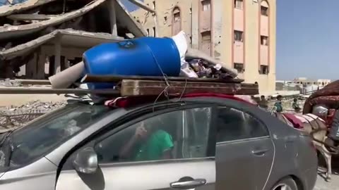 Palestinians fleeing Gaza tell camera crews “No, it’s not the Jews—it’s Hamas.”