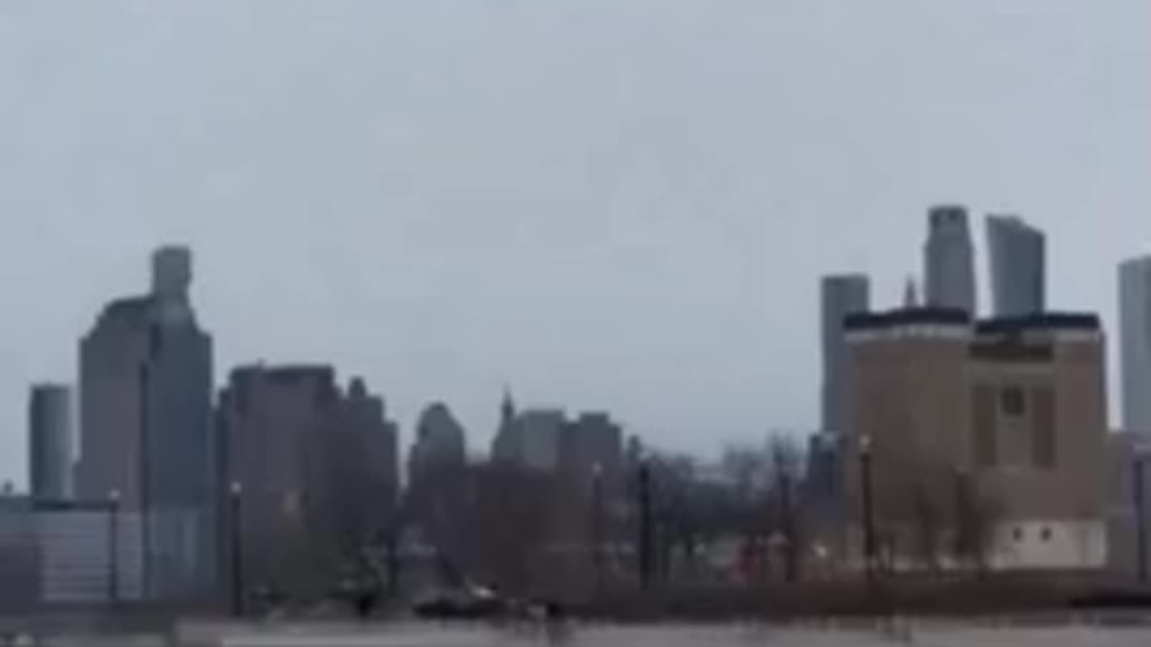 ‼️New York plane crash: helicopter crashes into Hudson River.