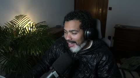 DomPlays schedule 1 or Dom a high IQ Gamer Vote