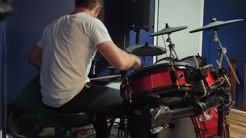 Drum cover of Lola Young's "Messy"