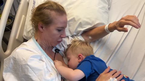 Breastfeeding Through a Health Crisis: My Hyponatremia Journey in the ER (Part 2) 