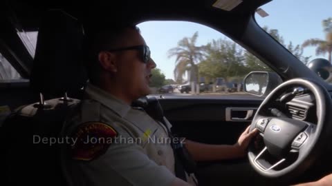 COPS S35 E12 Bad News Barricade