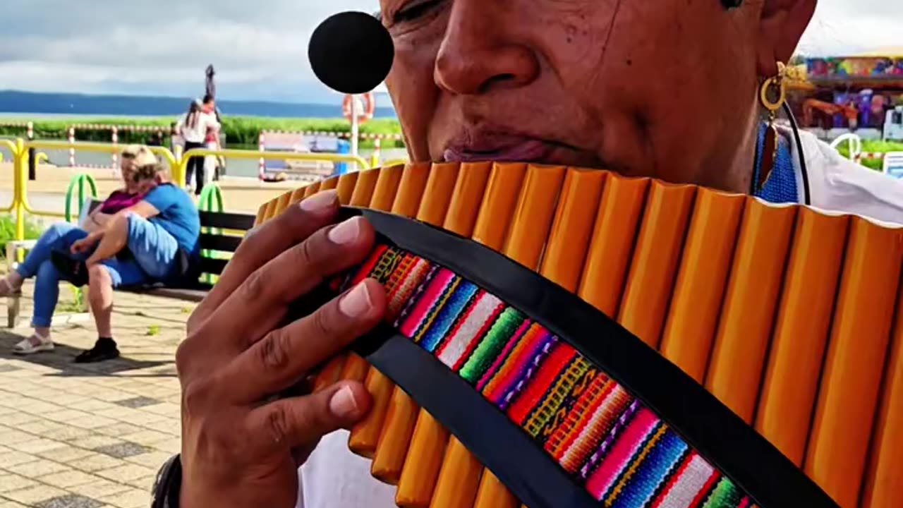 CHIQUITITA by Luis Wuauquikuna