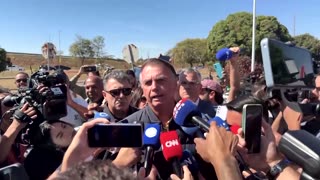 Bolsonaro denies wanting to flee Brazil after police search