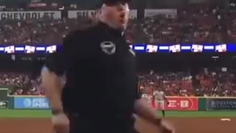Houston Astros’ Dancing Security Gaurd🔥
