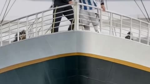 Epic Prank! Messi and Ronaldo Surprise Fans with Football Tricks!