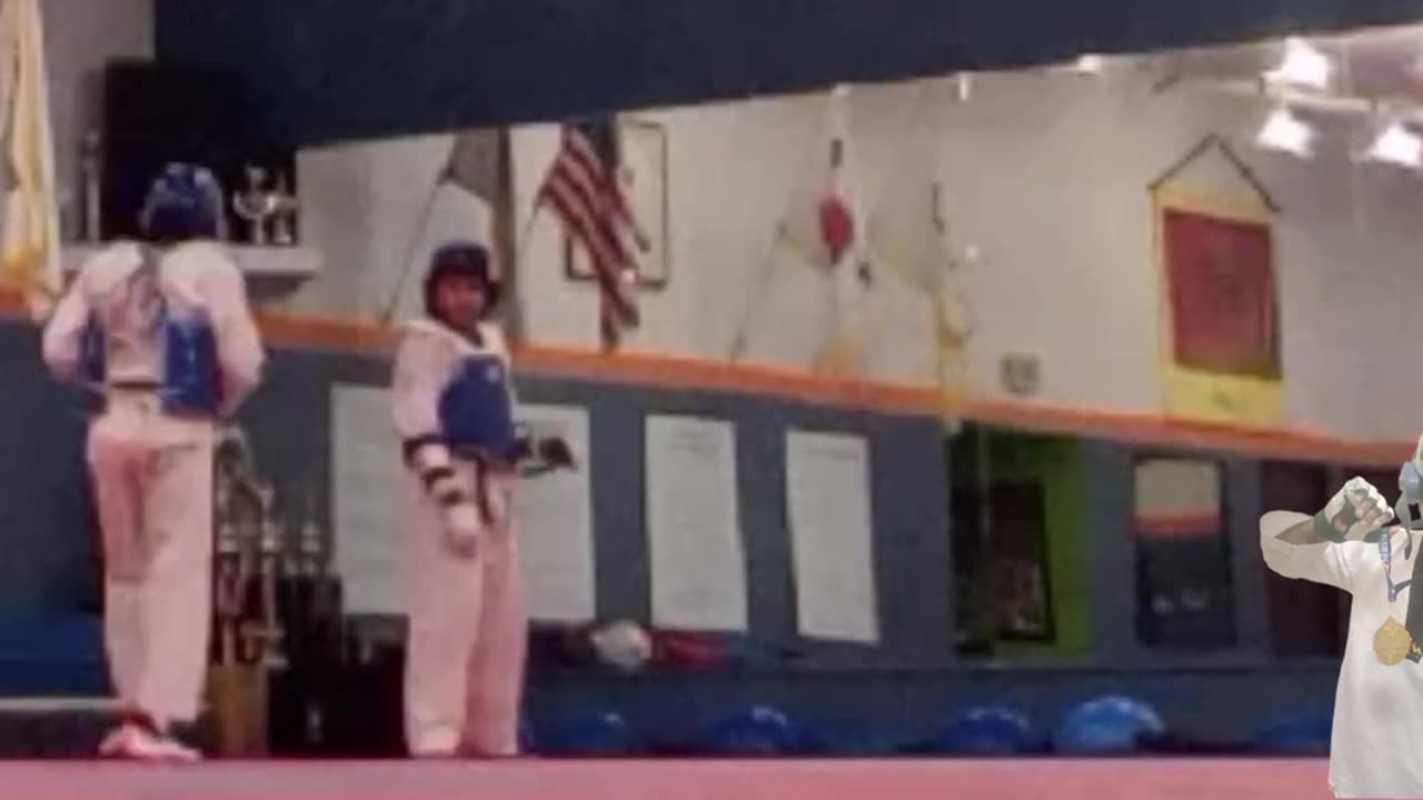 Me Sparring Against a Taekwondo Grandmaster!
