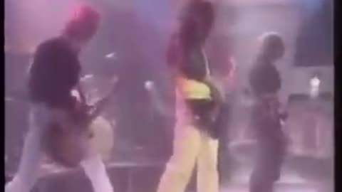 Def Leppard - Too late For Love