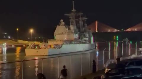 U.S. guided-missile cruiser spotted crossing