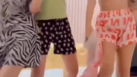 Crazy Girls Dance #tiktok #girlstiktok #fyp