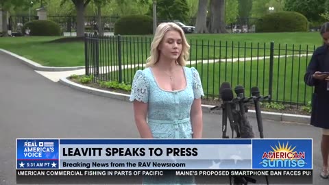 Karoline Leavitt: "The President Absolutely Has Confidence in Secretary Hegseth"