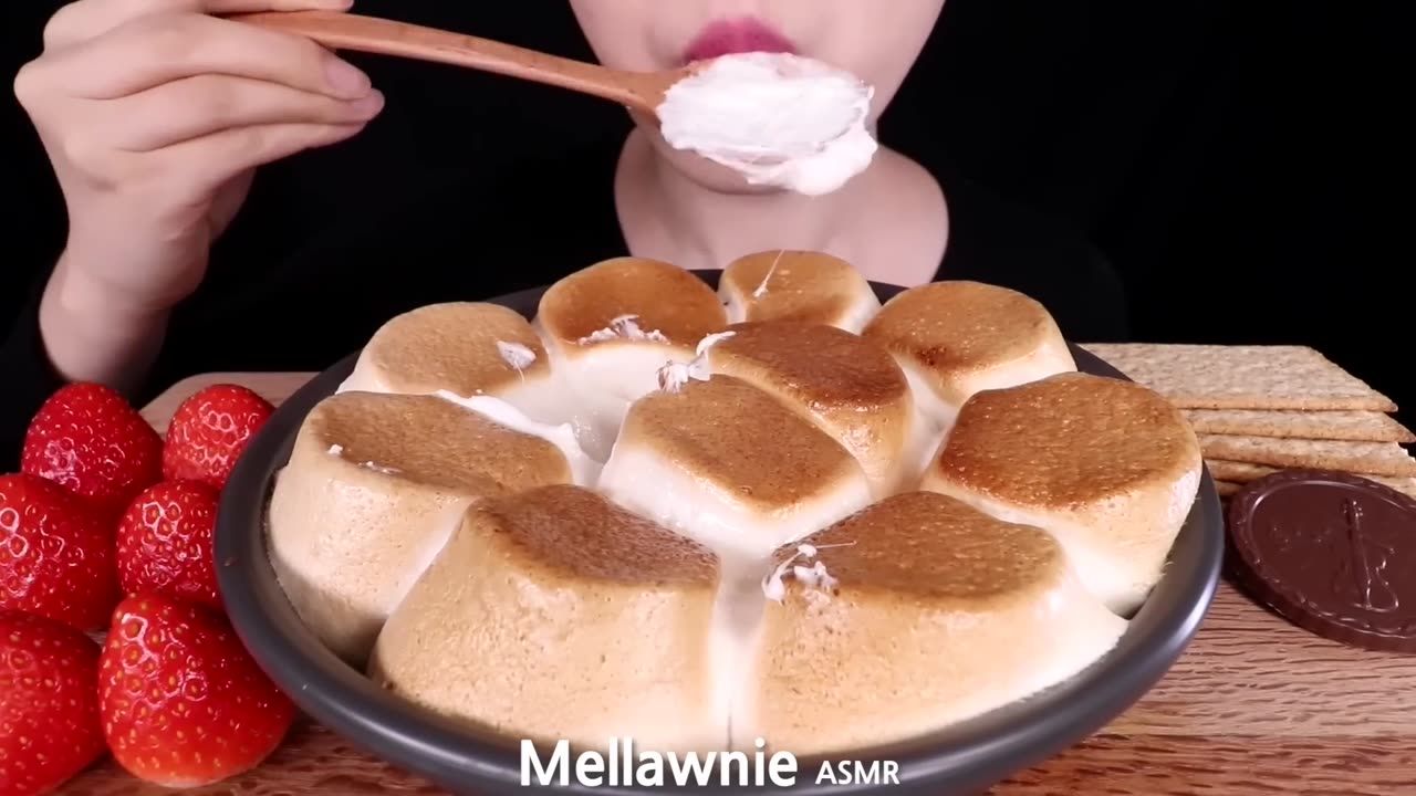 ASMR MUKBANG｜NUTELLA S'MORES DIP, STRAWBERRY, CHOCOLATE