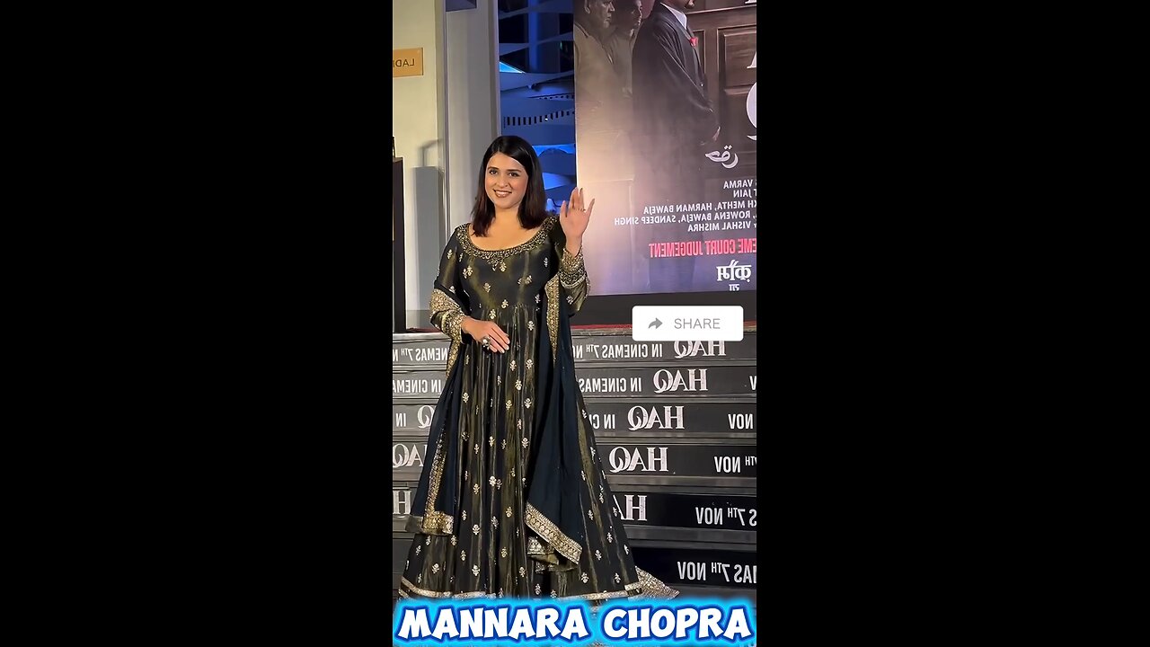 Bollywood Actress Mannara Chopra at Movie Premiere 🔥🌹♥️