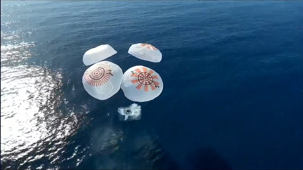 SpaceX Dragon, Fram2 Crew Successfully Splashes Down