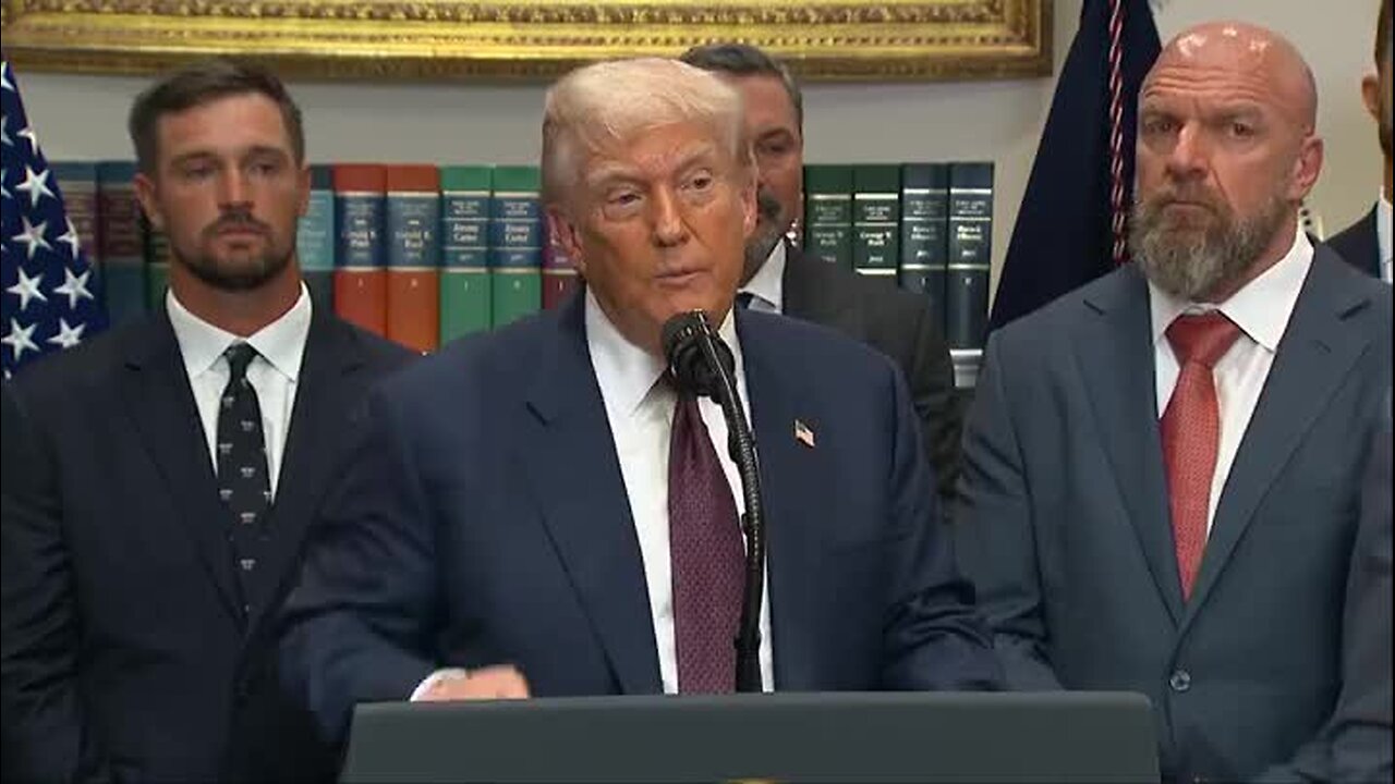 Trump Calls Jerome Powell a ‘Political Hack’: ‘He’s Not a Smart Guy’