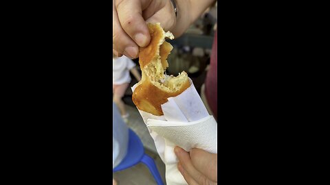 Langos Heaven in Cluj! 🥟🔥 #StreetFood” #langos #clujnapoca #romanianstreetfood #foodie