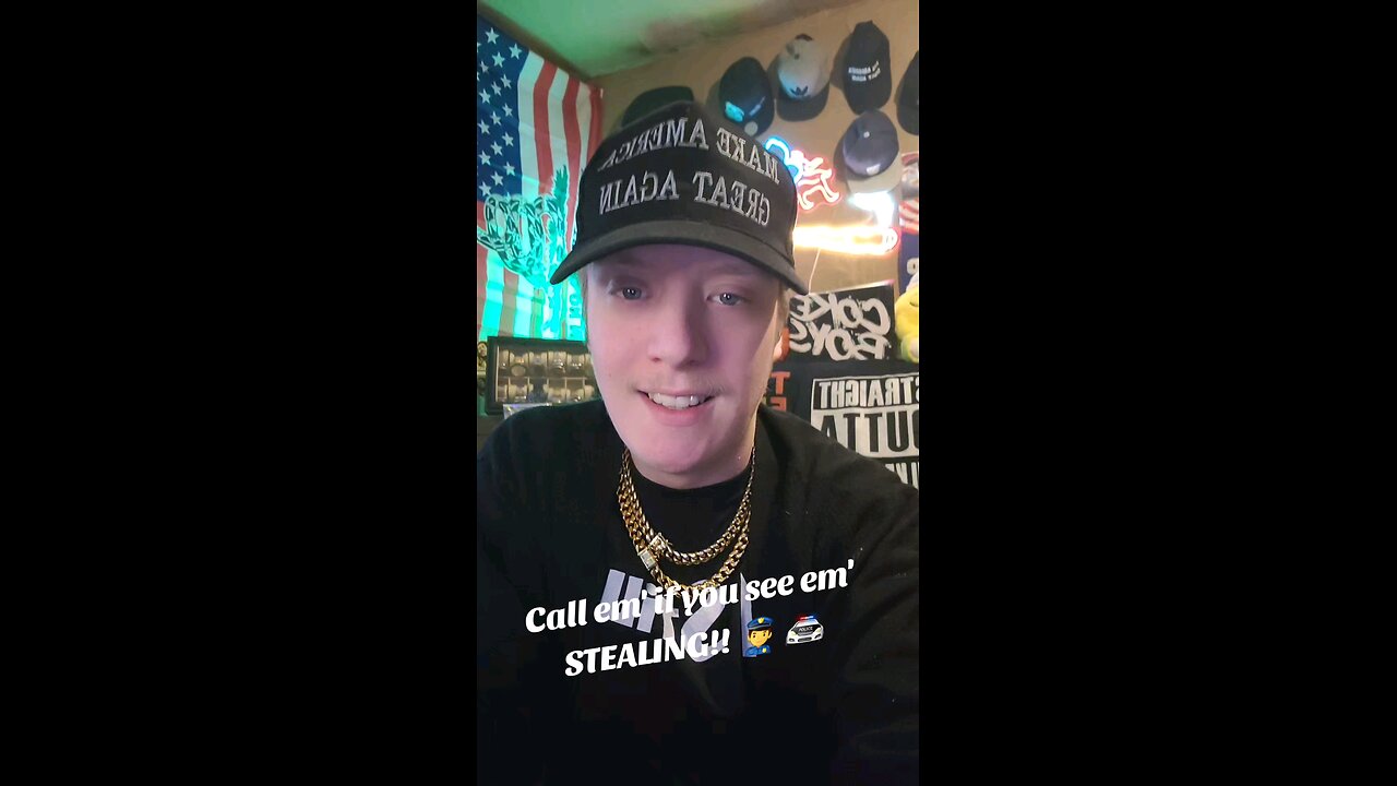 See em' STEALING, CALL THE COPS!! 👮‍♂️ 🚔 🚓